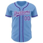 Maillot de baseball bleu violet clair personnalisé authentique à fines rayures blanches Maillot de baseball bleu violet clair personnalisé authentique à fines rayures blanches